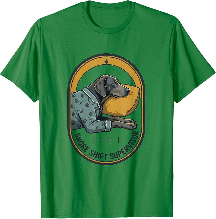 Men's Snore Shift Supervisor Funny Sleepy Weimaraner Pajama Men T-Shirt - Kelly Green
