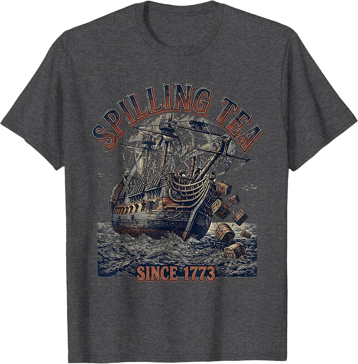 Men's Spilling Tea Since 1773 Funny History Teacher 4th Of July T-Shirt - Dark Heather Grey