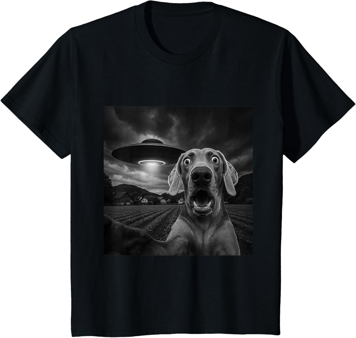 Weimaraner UFO Encounters Selfie T-Shirt - Black